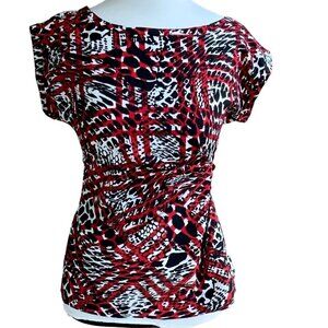New York & Company cap sleeve ruched waist back tie black red abstract blouse XS